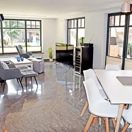 Mit Kamin Am Hafen In S Sandort